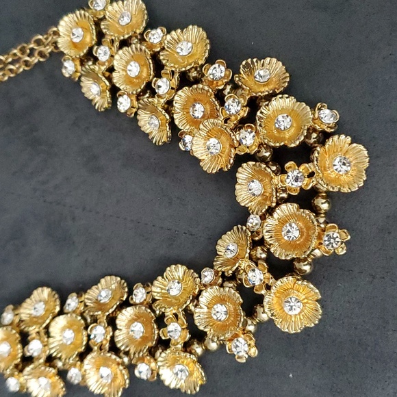 Natasha Necklace - Picture 2 of 4